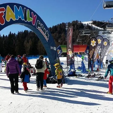 Ferienwohnung Rifugetto Marilleva Exterior foto